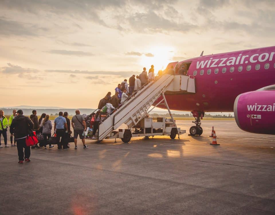 ليموزين مطار برج العرب والصيف