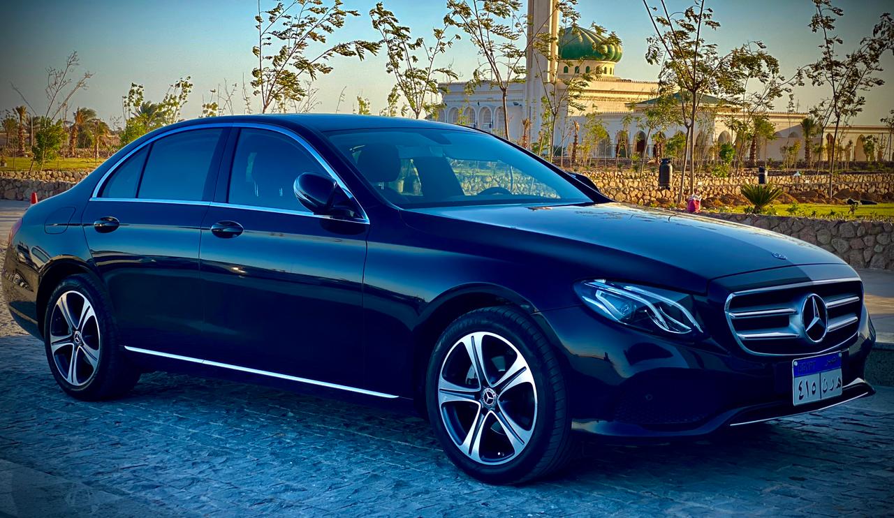 أحدث السيارات وأمهر السائقين ودقة النسور مع إيجيل رود ليموزين اوصل بسرعة النسر، ودقة النسر